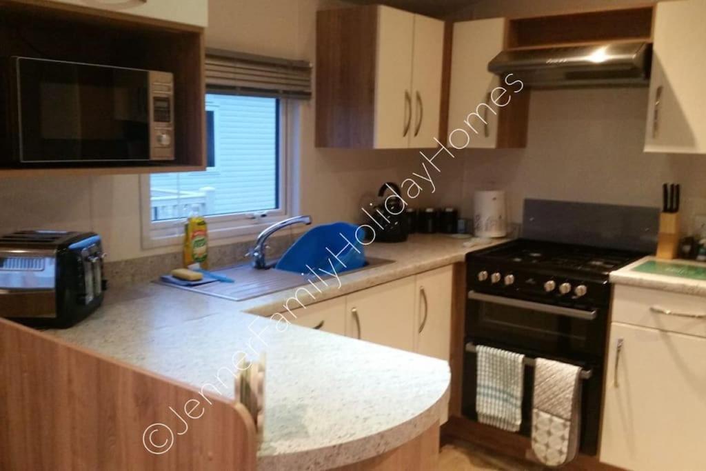 Jenner Family Holiday Homes At Tattershall Lakes Dogdyke Buitenkant foto