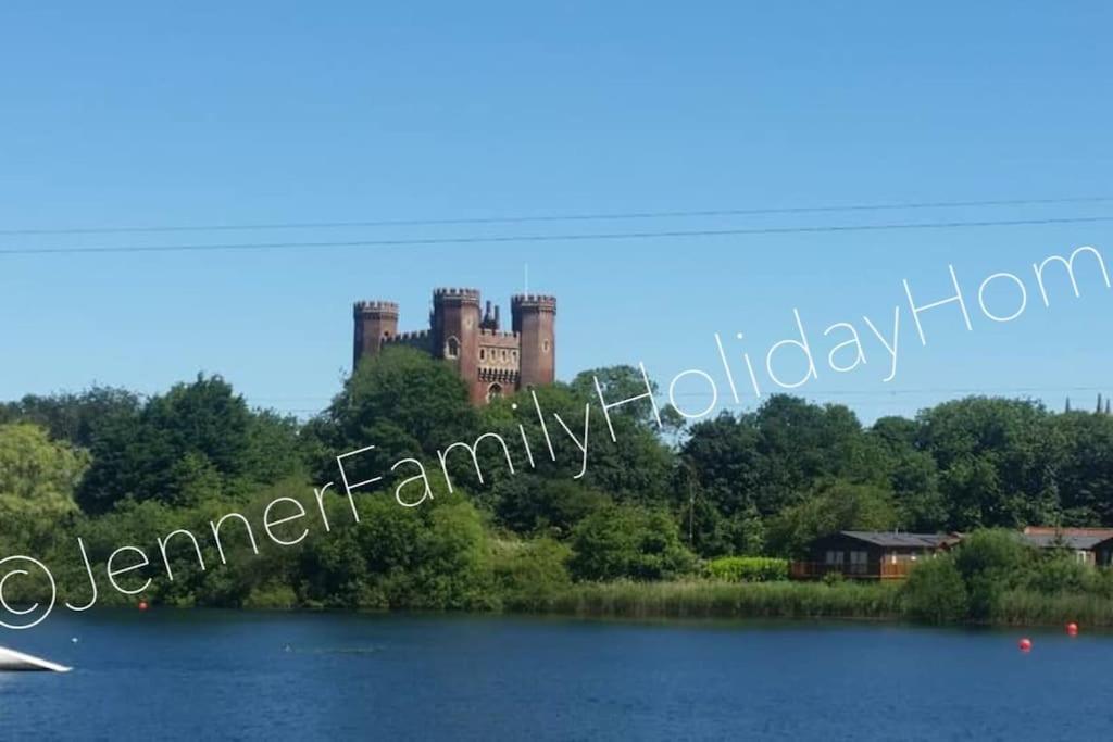 Jenner Family Holiday Homes At Tattershall Lakes Dogdyke Buitenkant foto