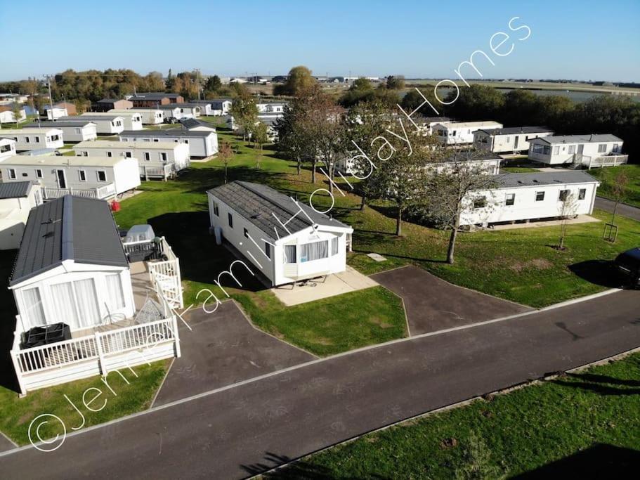 Jenner Family Holiday Homes At Tattershall Lakes Dogdyke Buitenkant foto